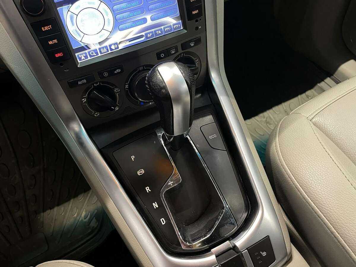 Opel Antara с пробегом — 2012 год. Фото: #3