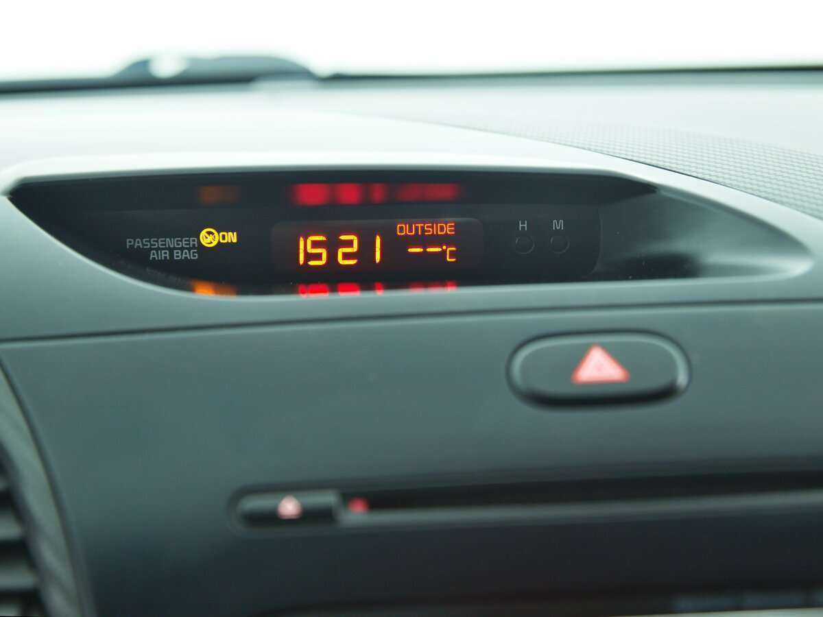 Kia Cerato с пробегом — 2014 год. Фото: #13