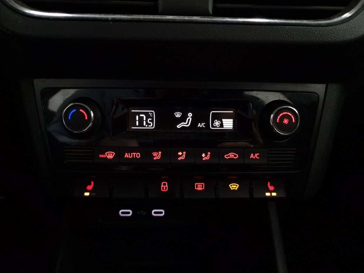 Volkswagen Polo с пробегом — 2021 год. Фото: #13