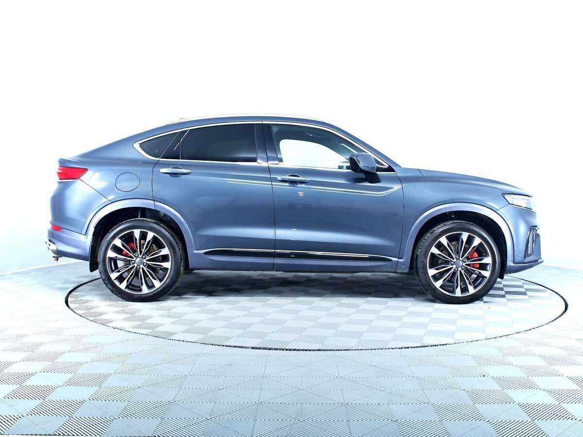 Geely Tugella с пробегом — 2022 год. Фото: #3