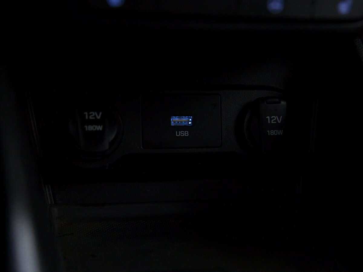 Hyundai Solaris с пробегом — 2020 год. Фото: #11