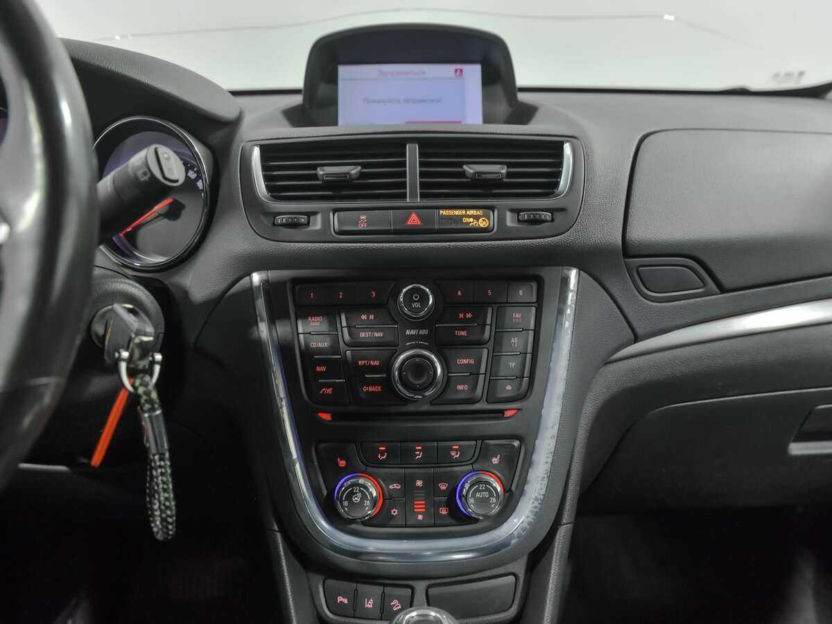 Opel Mokka с пробегом — 2013 год. Фото: #8