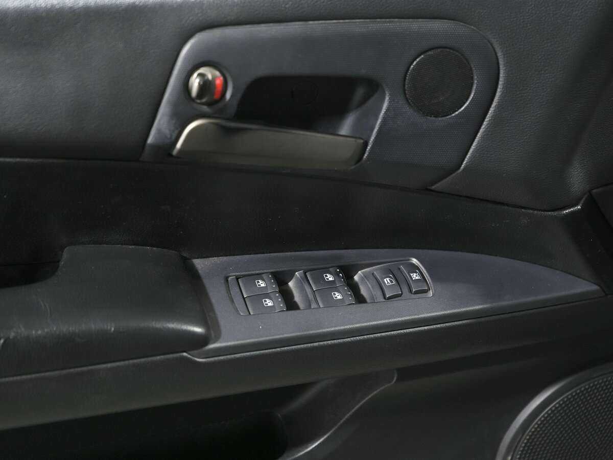 SsangYong Kyron с пробегом — 2012 год. Фото: #12