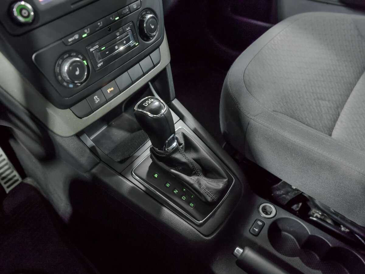 Skoda Yeti с пробегом — 2014 год. Фото: #10