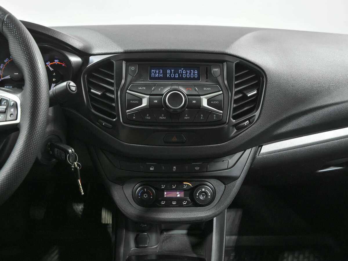 Lada (ВАЗ) Vesta с пробегом — 2018 год. Фото: #9