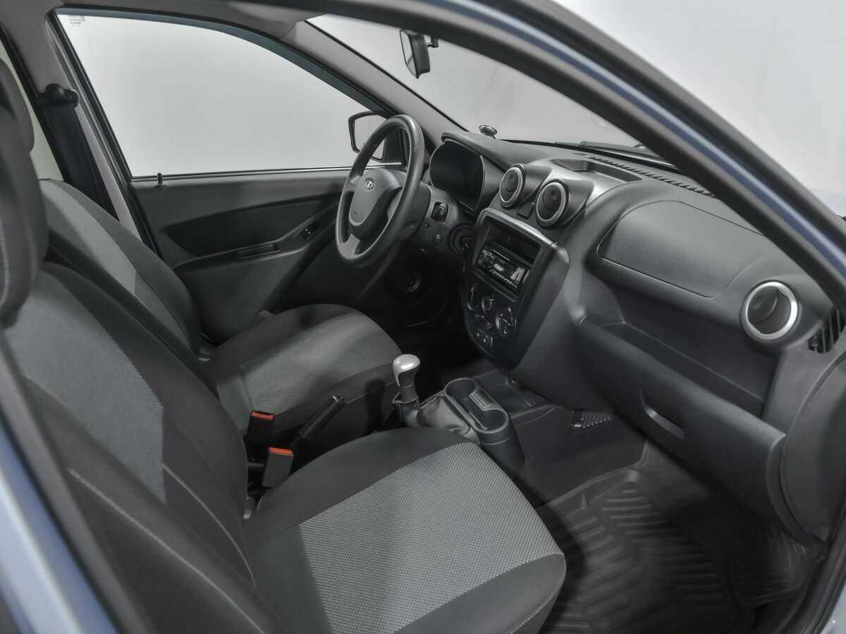 Lada (ВАЗ) Granta с пробегом — 2015 год. Фото: #12