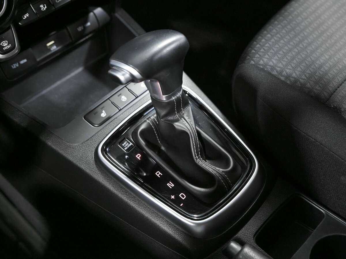 Kia Rio с пробегом — 2020 год. Фото: #13