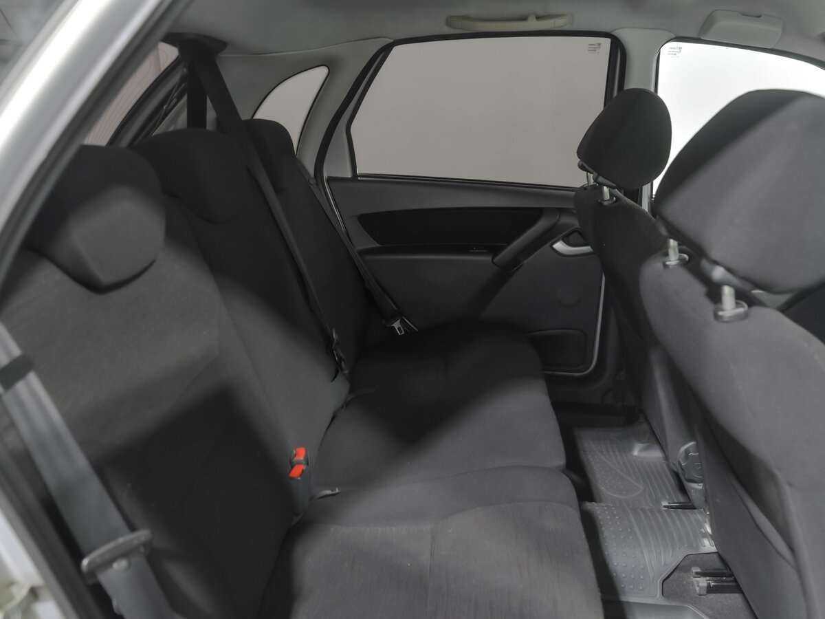 Lada (ВАЗ) Kalina с пробегом — 2013 год. Фото: #11