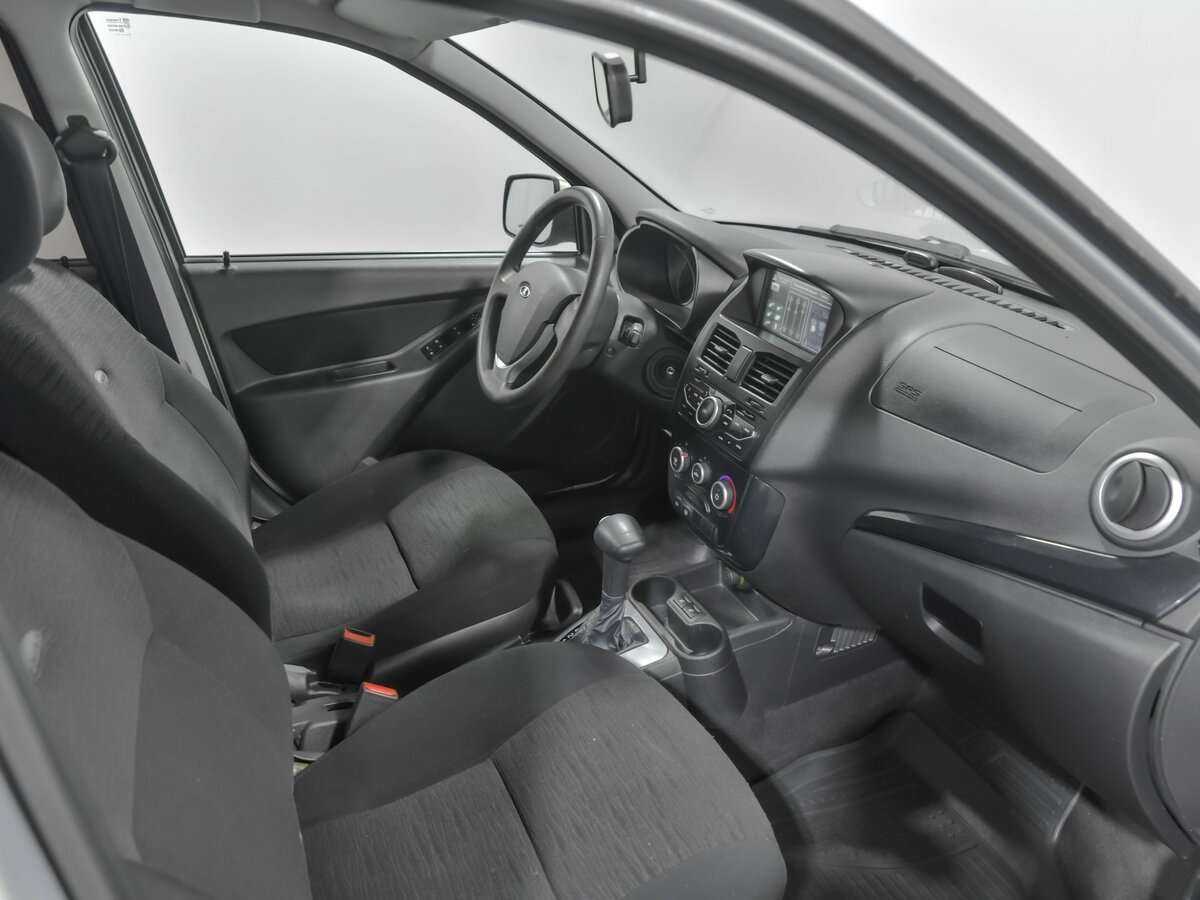 Lada (ВАЗ) Kalina с пробегом — 2013 год. Фото: #12