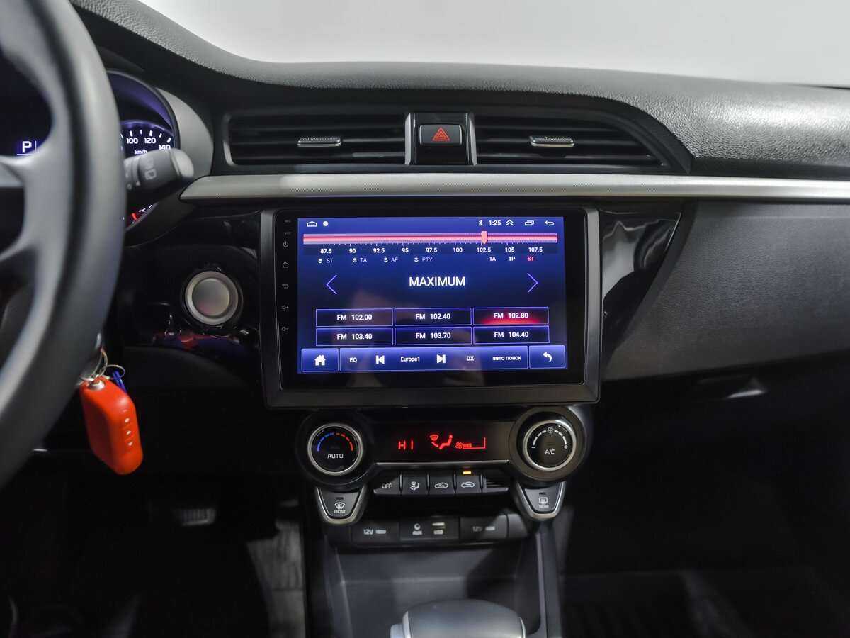 Kia Rio с пробегом — 2020 год. Фото: #8