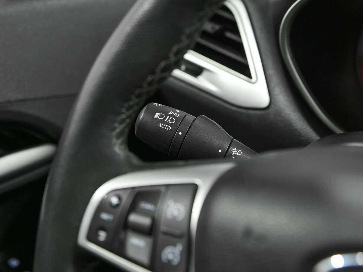 Lada (ВАЗ) Vesta с пробегом — 2019 год. Фото: #3