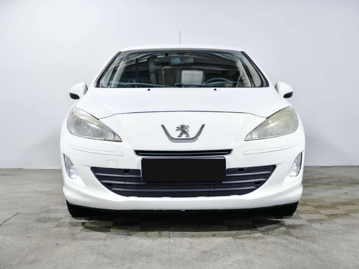 Peugeot 408 с пробегом — 2012 год. Фото: #1