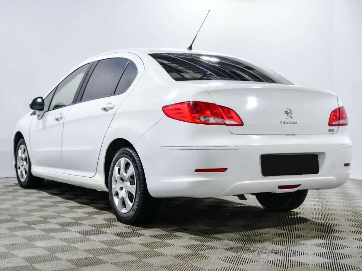 Peugeot 408 с пробегом — 2012 год. Фото: #3