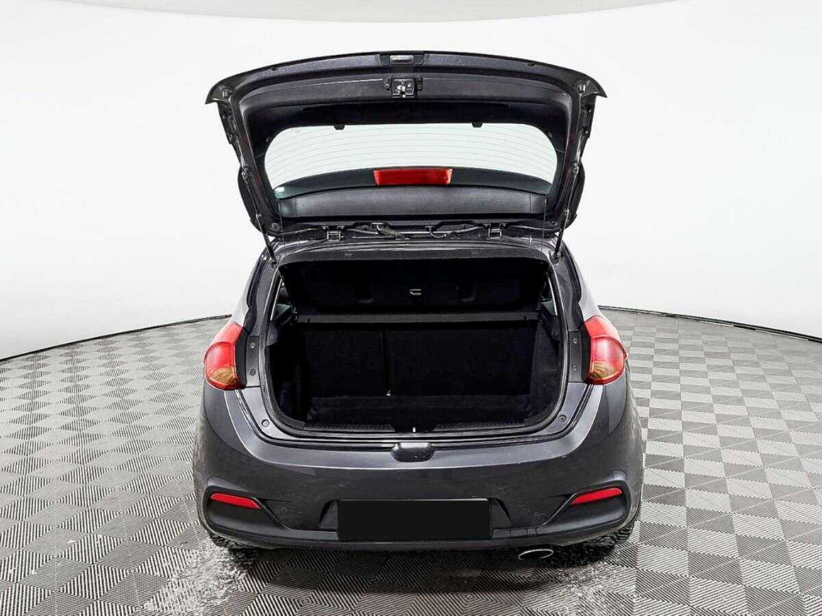 Kia Ceed с пробегом — 2013 год. Фото: #9