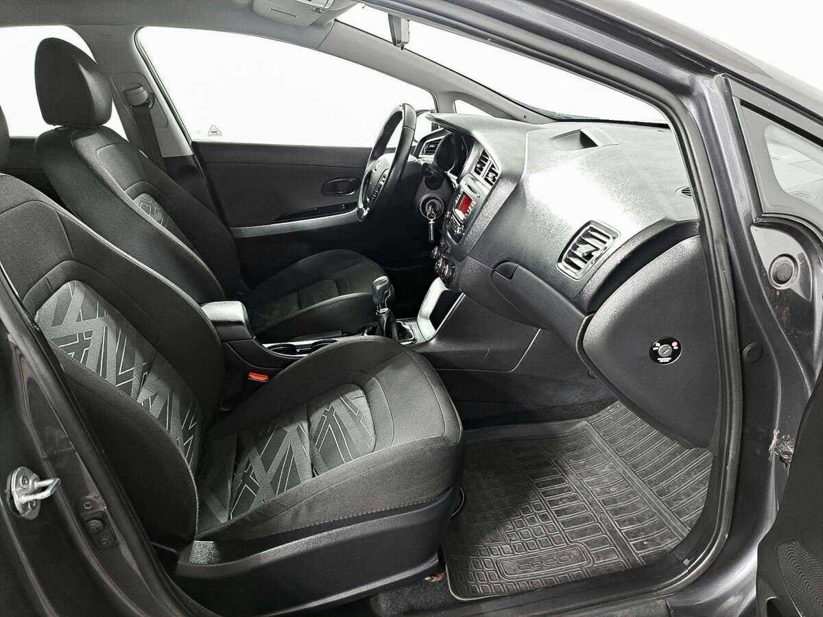 Kia Ceed с пробегом — 2013 год. Фото: #10