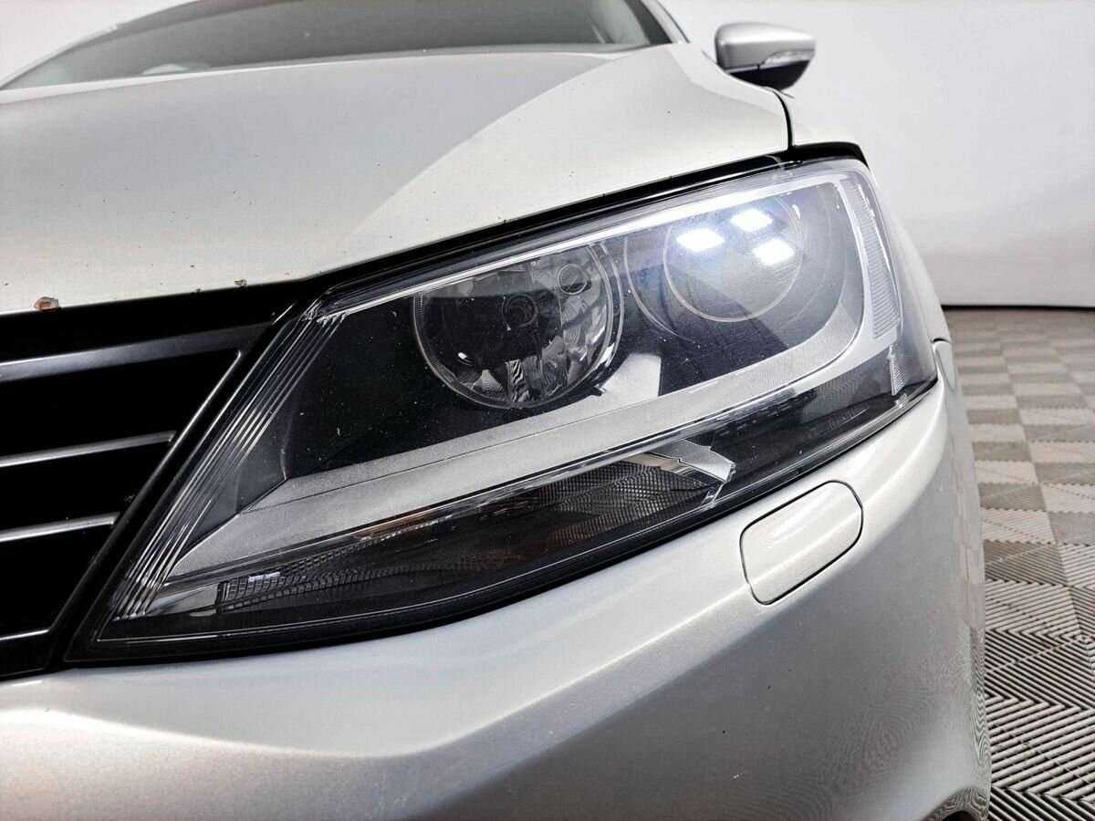 Volkswagen Jetta с пробегом — 2014 год. Фото: #16