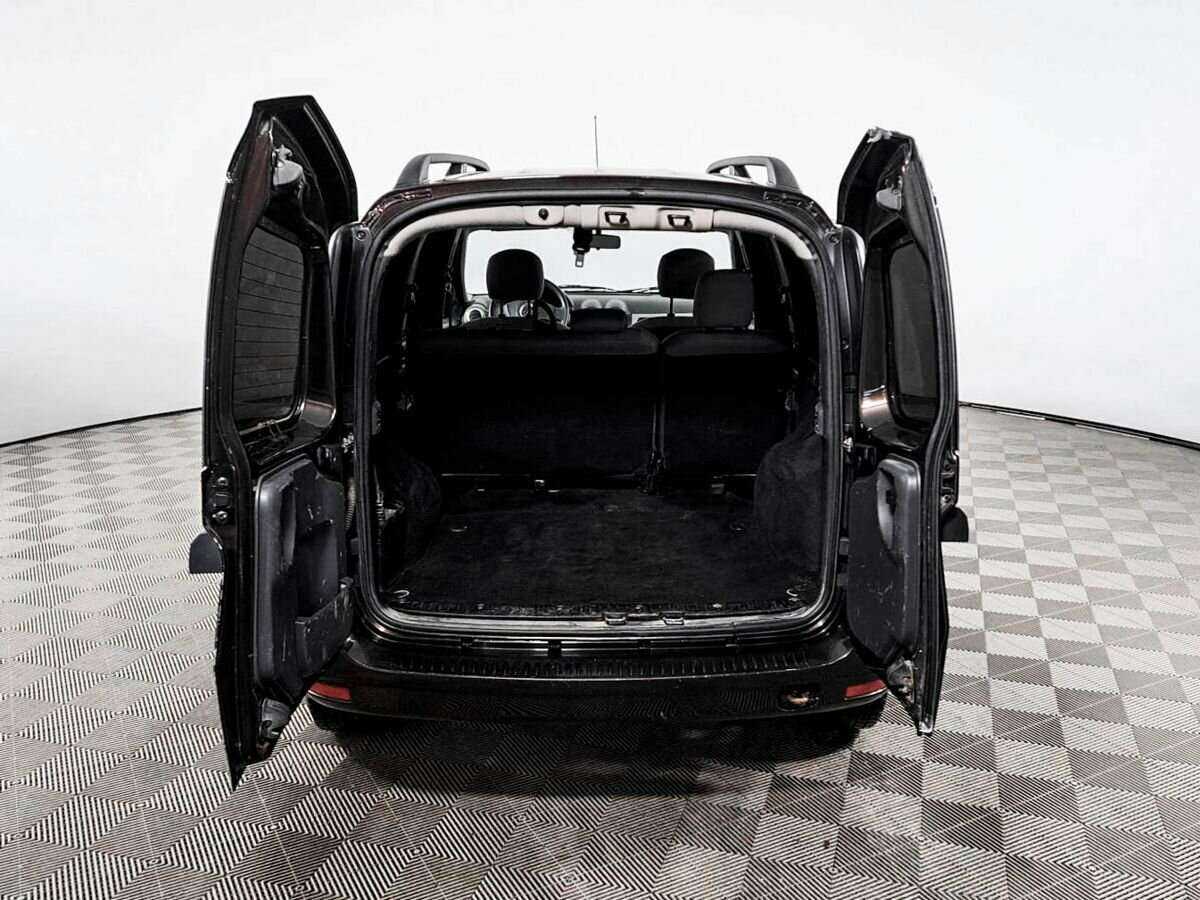 Lada (ВАЗ) Largus с пробегом — 2019 год. Фото: #9