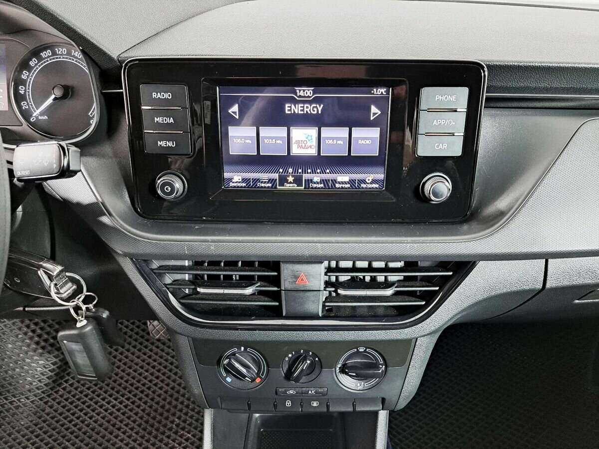 Skoda Rapid с пробегом — 2021 год. Фото: #12