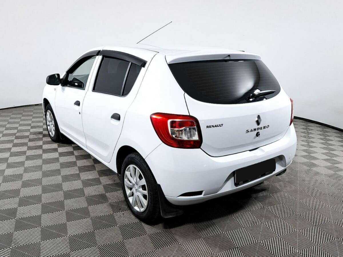 Renault Sandero с пробегом — 2018 год. Фото: #5
