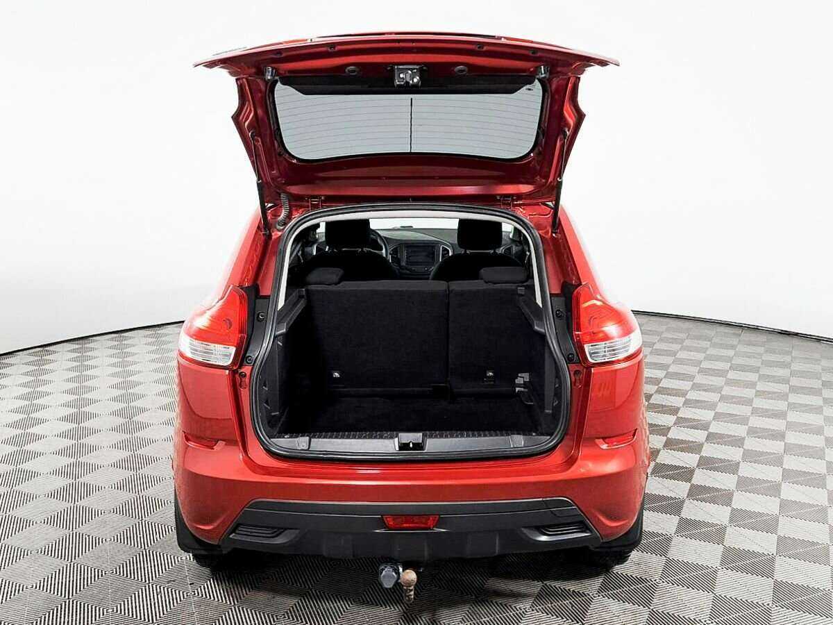 Lada (ВАЗ) XRAY с пробегом — 2018 год. Фото: #9