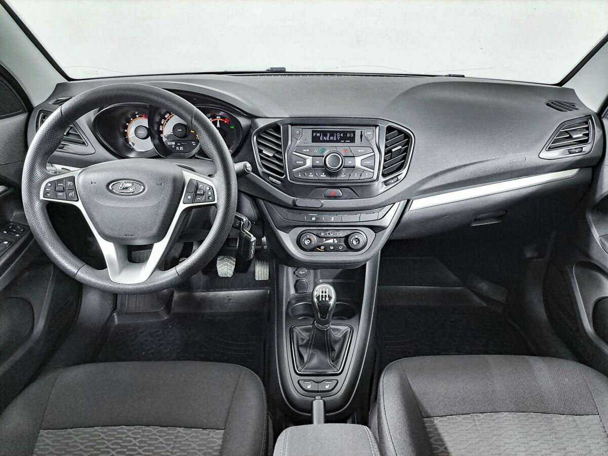 Lada (ВАЗ) Vesta с пробегом — 2020 год. Фото: #13