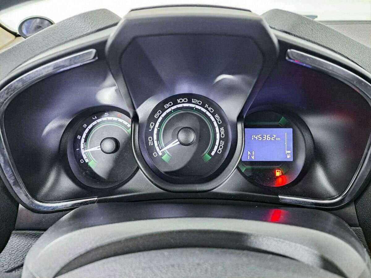 Lada (ВАЗ) XRAY с пробегом — 2018 год. Фото: #10