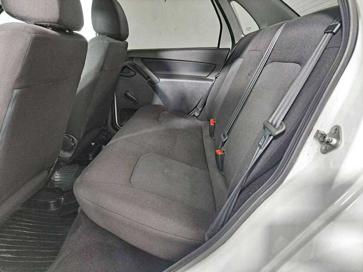 Lada (ВАЗ) Granta с пробегом — 2018 год. Фото: #9