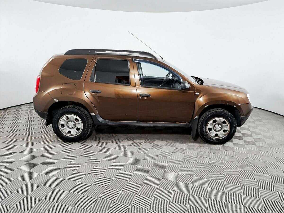 Renault Duster с пробегом — 2012 год. Фото: #3