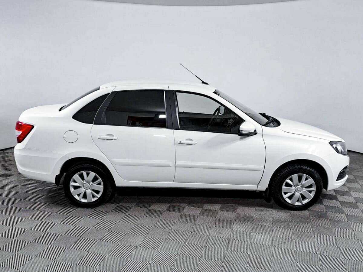 Lada (ВАЗ) Granta с пробегом — 2020 год. Фото: #3