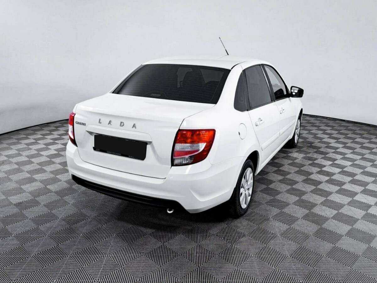 Lada (ВАЗ) Granta с пробегом — 2020 год. Фото: #4