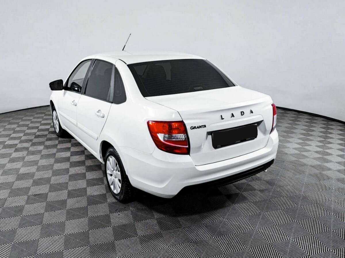Lada (ВАЗ) Granta с пробегом — 2020 год. Фото: #6