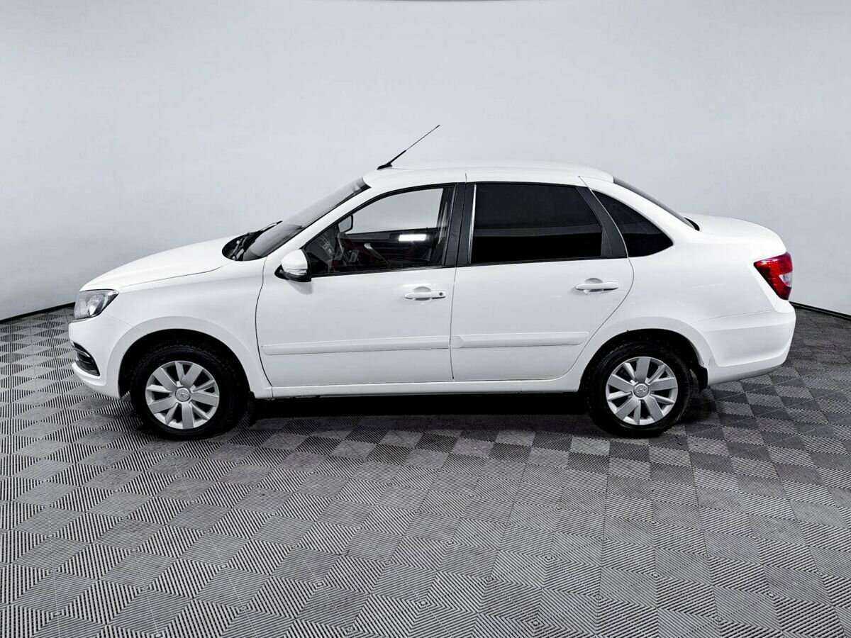 Lada (ВАЗ) Granta с пробегом — 2020 год. Фото: #7