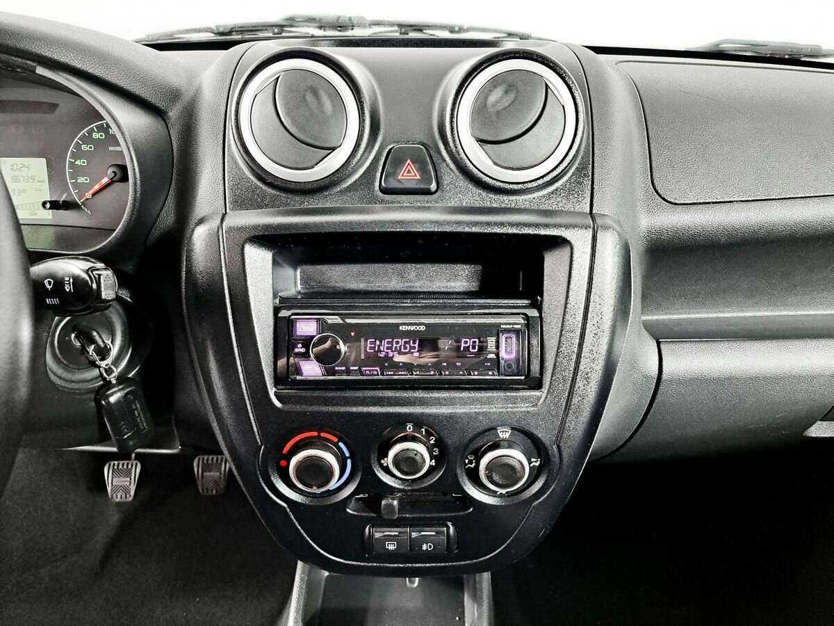 Lada (ВАЗ) Granta с пробегом — 2016 год. Фото: #12