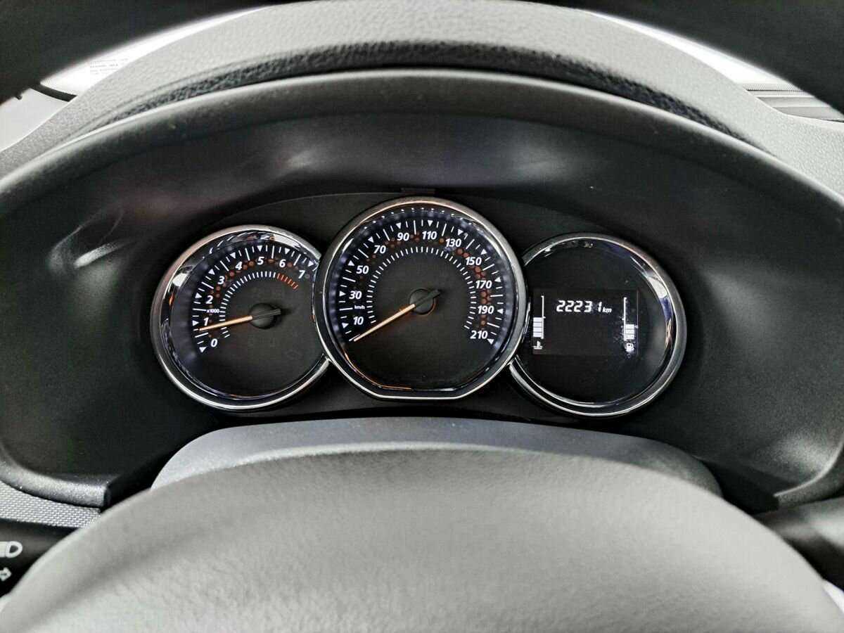 Renault Sandero с пробегом — 2020 год. Фото: #10