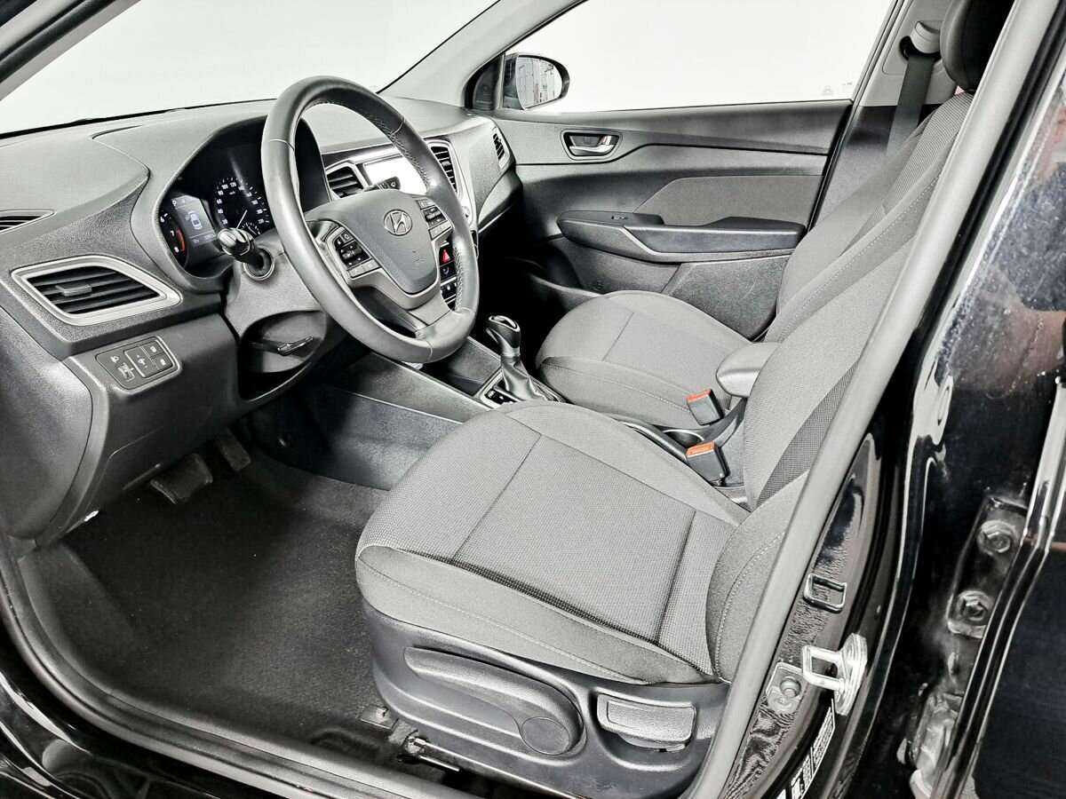 Hyundai Solaris с пробегом — 2019 год. Фото: #13