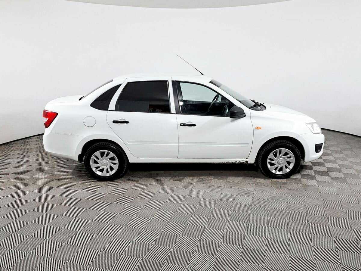 Lada (ВАЗ) Granta с пробегом — 2016 год. Фото: #3