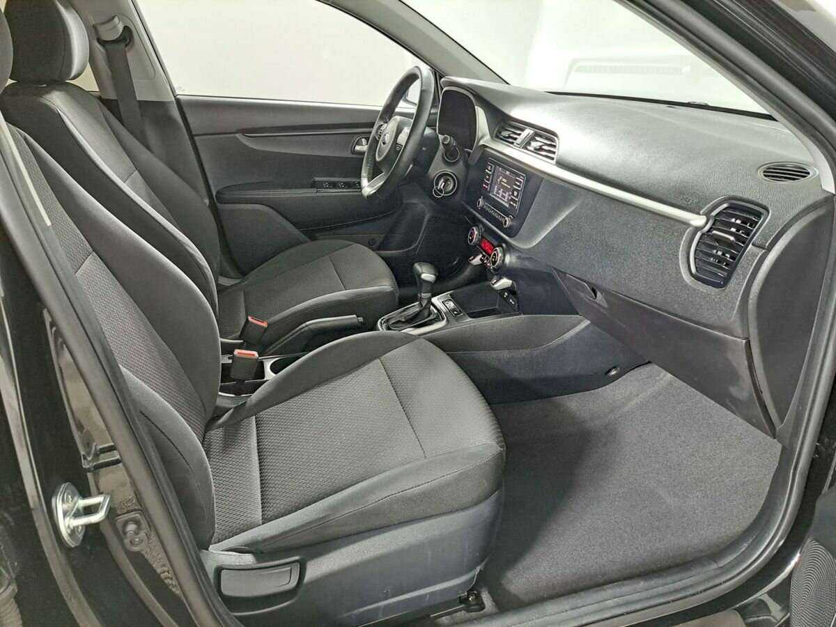 Kia Rio с пробегом — 2021 год. Фото: #10