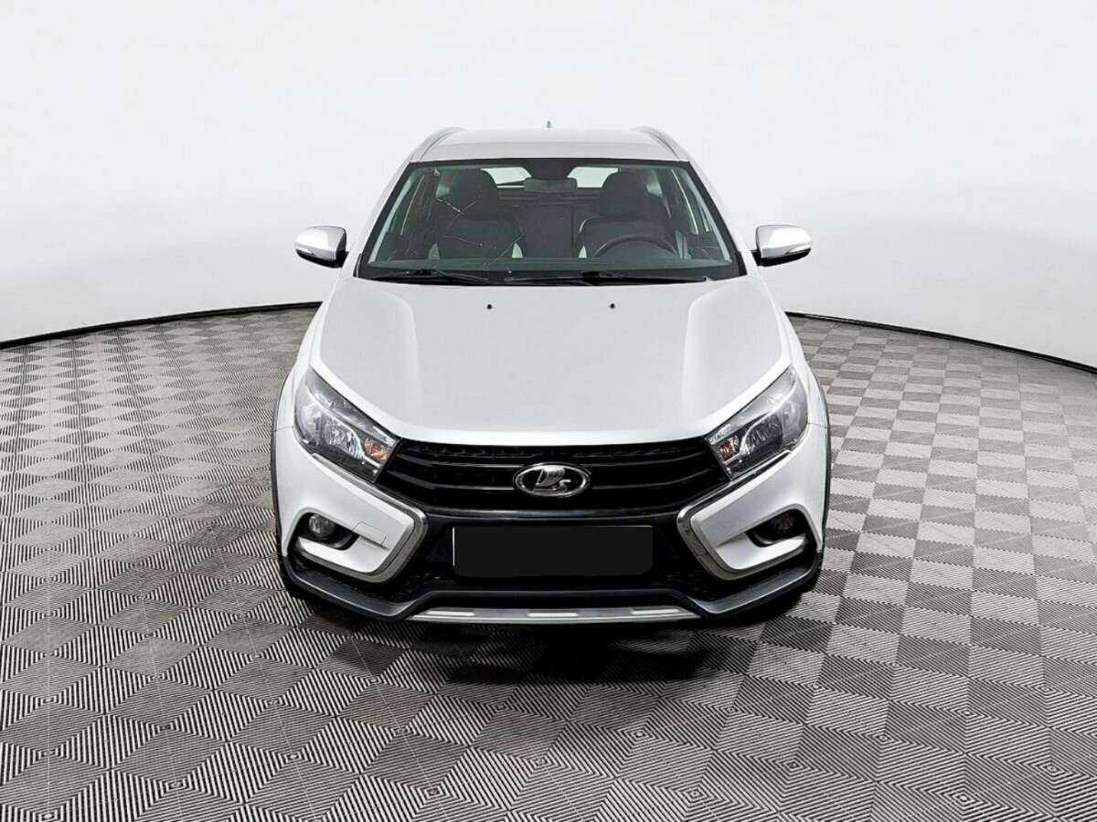 Lada (ВАЗ) Vesta с пробегом — 2019 год. Фото: #1