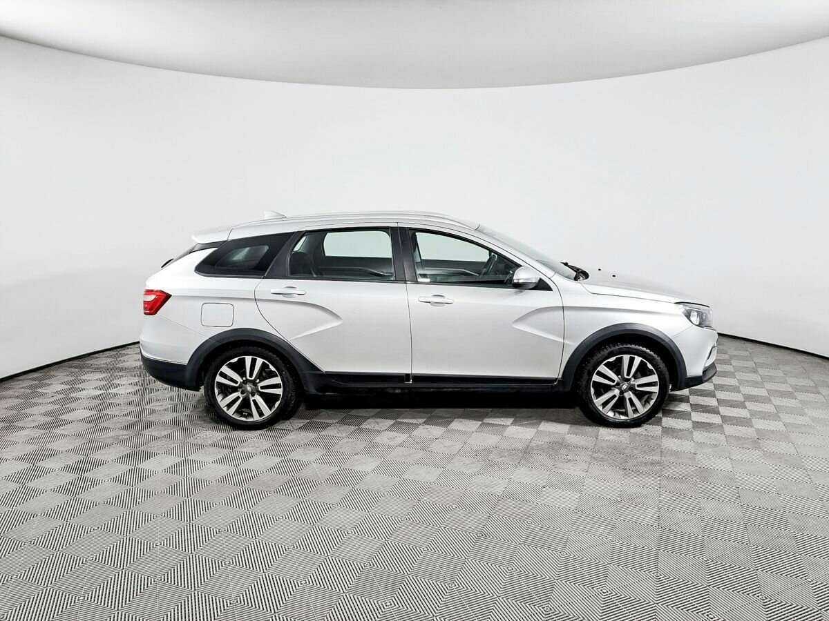 Lada (ВАЗ) Vesta с пробегом — 2019 год. Фото: #3