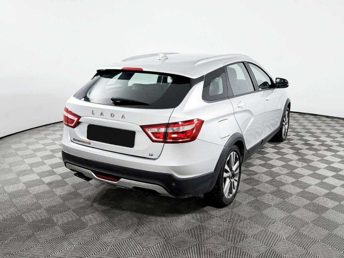 Lada (ВАЗ) Vesta с пробегом — 2019 год. Фото: #4