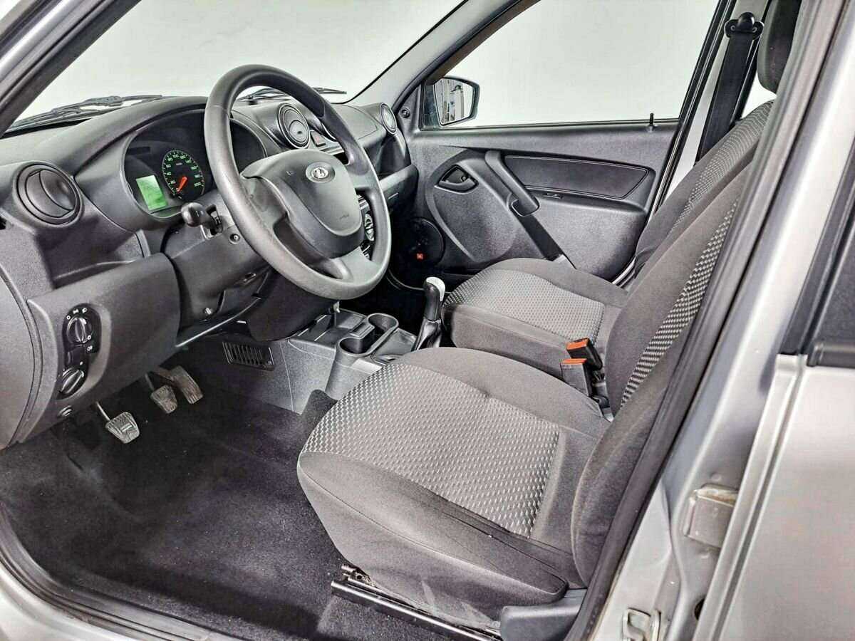 Lada (ВАЗ) Granta с пробегом — 2017 год. Фото: #13