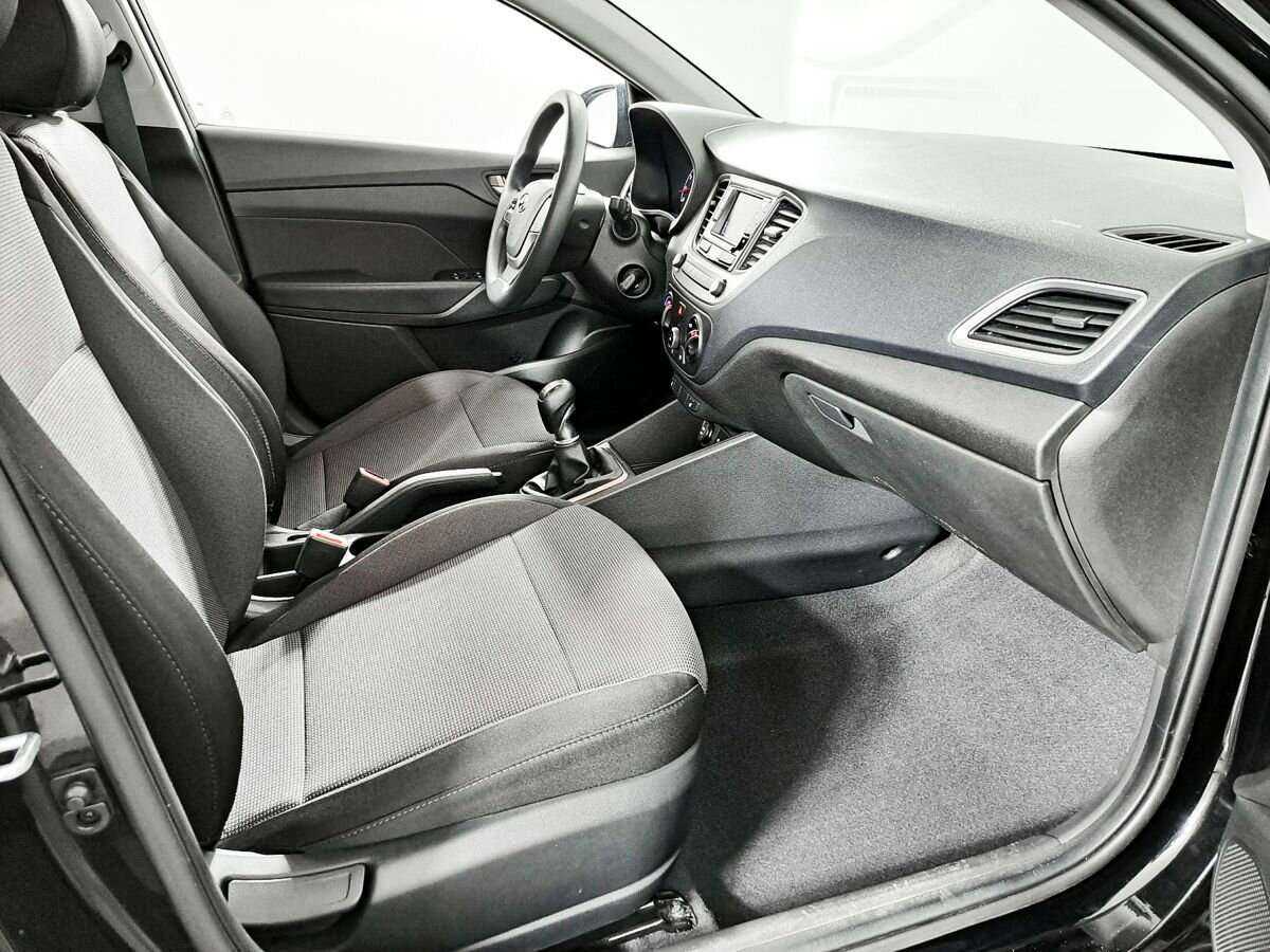 Hyundai Solaris с пробегом — 2018 год. Фото: #8