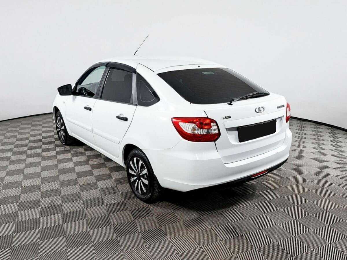 Lada (ВАЗ) Granta с пробегом — 2018 год. Фото: #5
