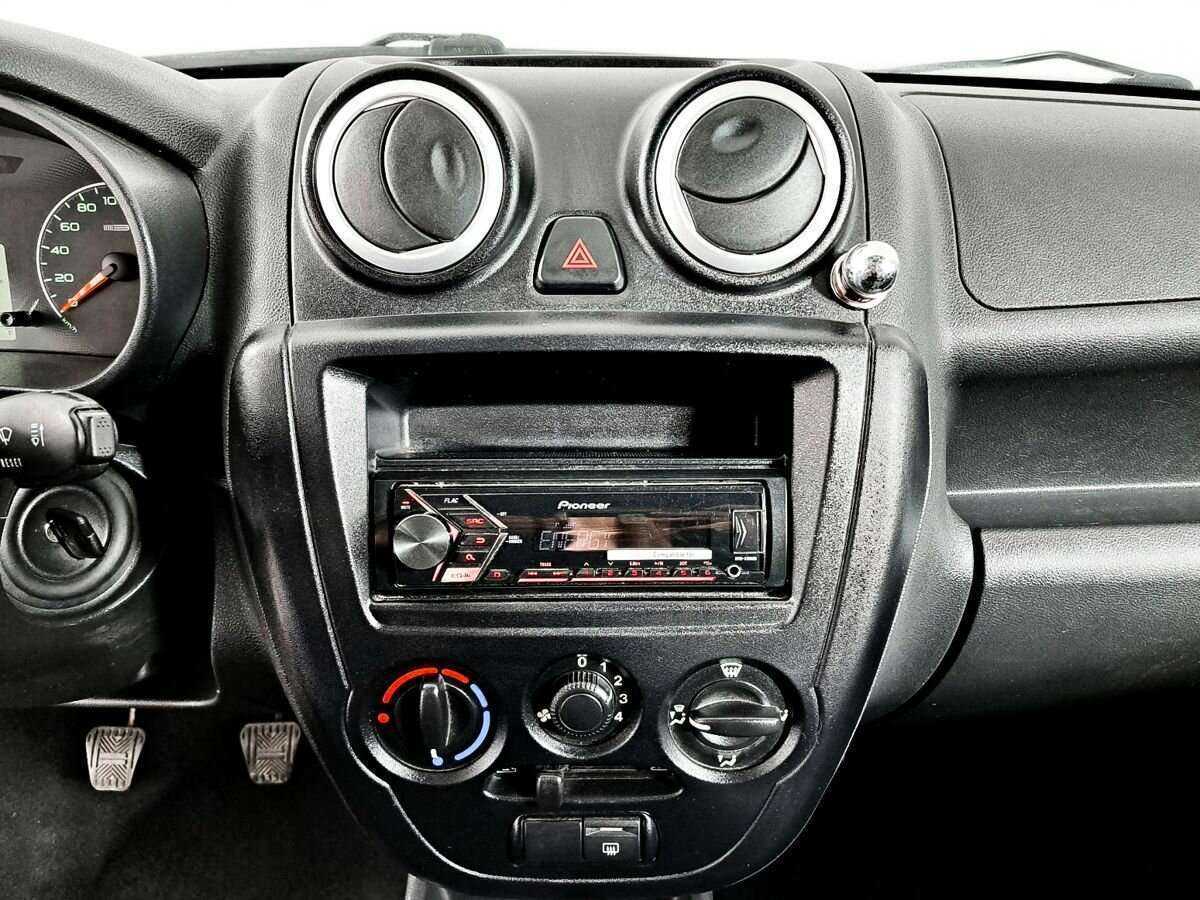 Lada (ВАЗ) Granta с пробегом — 2018 год. Фото: #11