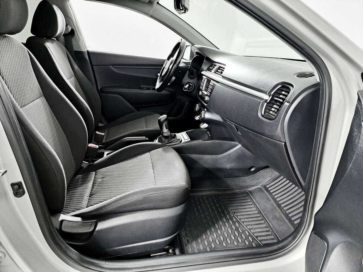 Kia Rio с пробегом — 2019 год. Фото: #8