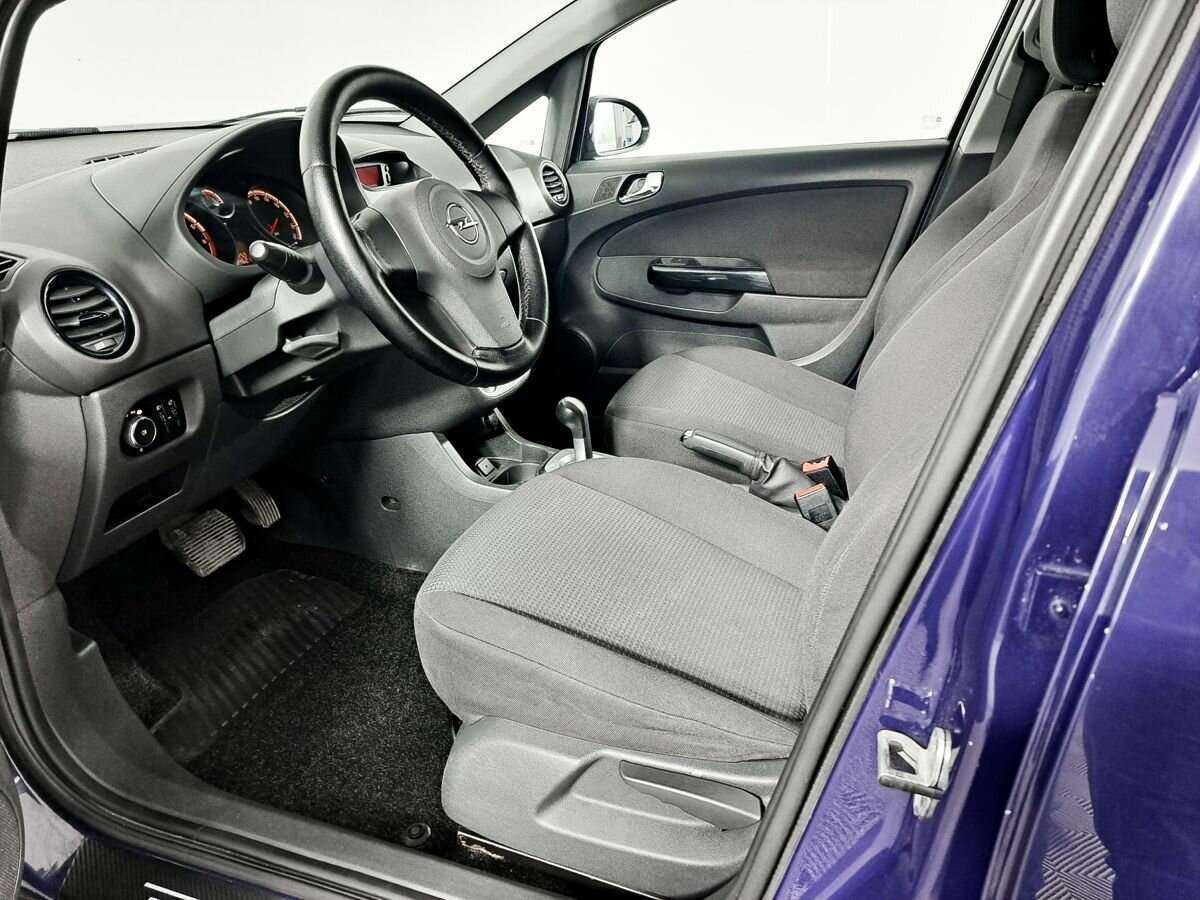 Opel Corsa с пробегом — 2012 год. Фото: #13
