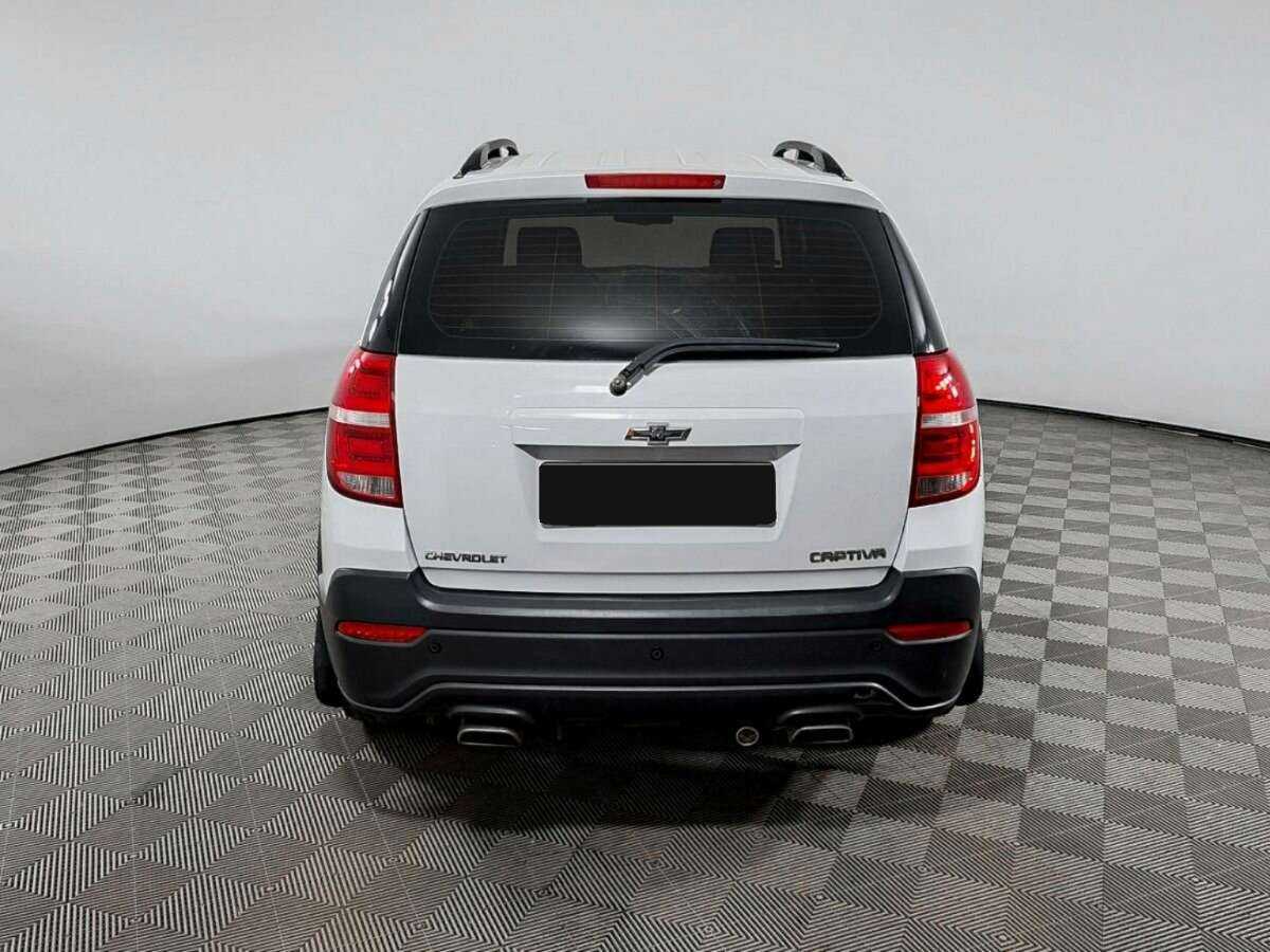 Chevrolet Captiva с пробегом — 2014 год. Фото: #5