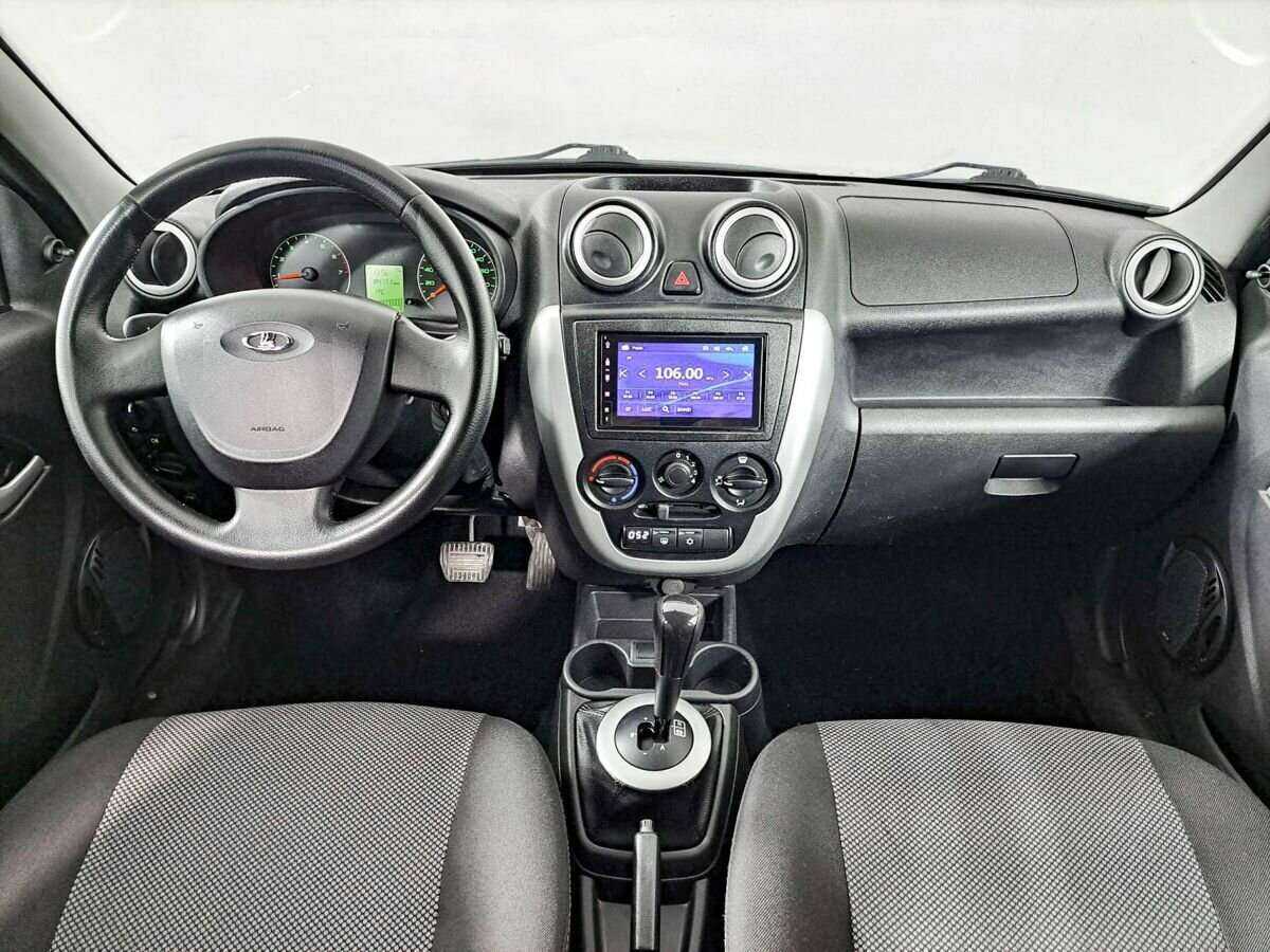 Lada (ВАЗ) Granta с пробегом — 2017 год. Фото: #13