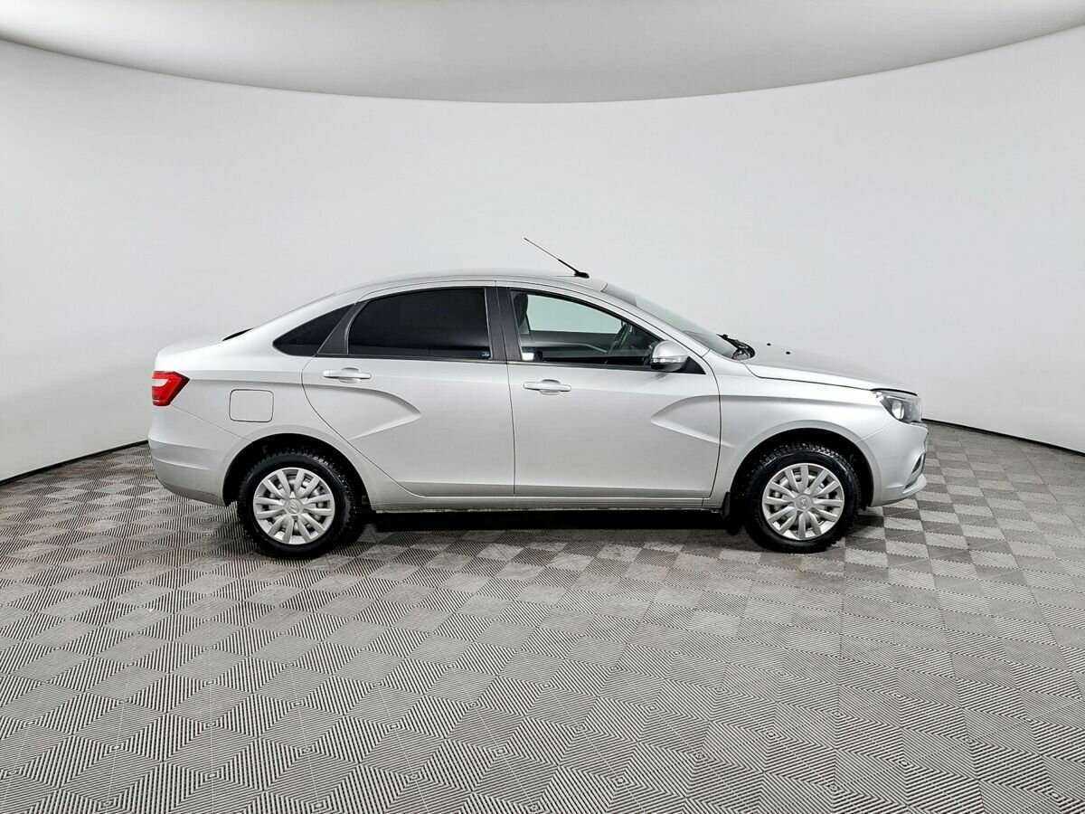 Lada (ВАЗ) Vesta с пробегом — 2020 год. Фото: #1