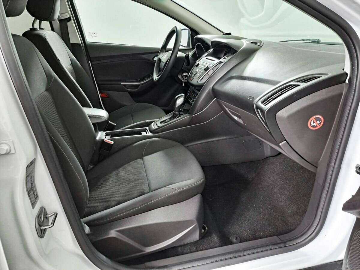 Ford Focus с пробегом — 2015 год. Фото: #8